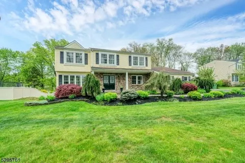 165 Flocktown Rd, Washington Twp, NJ 07853