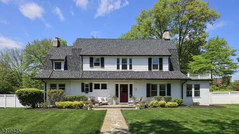 21 Stoneleigh Park, Westfield, NJ 07090