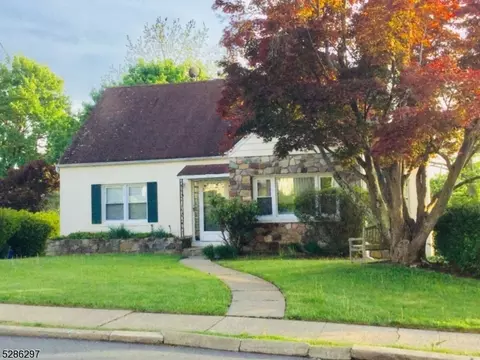 45 Van Nostrand Ave, Dover, NJ 07801