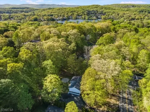 657 Indian Rd, Wayne, NJ 07470 photo 28