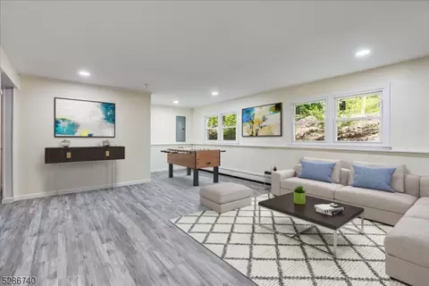 657 Indian Rd, Wayne, NJ 07470 photo 15