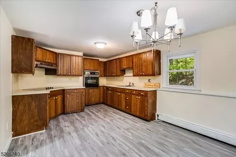 657 Indian Rd, Wayne, NJ 07470 photo 16