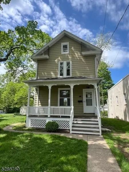 126 Greenwich St, Belvidere, NJ 07823