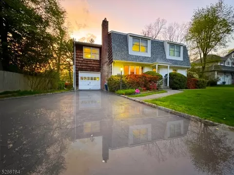 329 Voorhis Ave, Wyckoff, NJ 07481