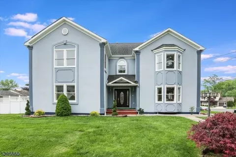 19 Elizabeth Ave, Edison, NJ 08820