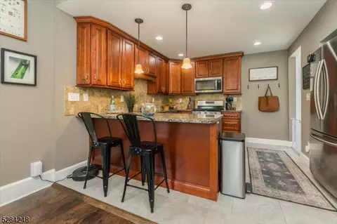 504 E 3rd Ave, Roselle, NJ 07203 photo 8