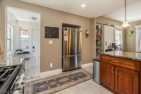 504 E 3rd Ave, Roselle, NJ 07203 photo 12