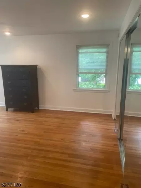 31 Deforest Ave, North Plainfield, NJ 07060 photo 24