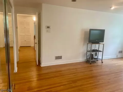 31 Deforest Ave, North Plainfield, NJ 07060 photo 25