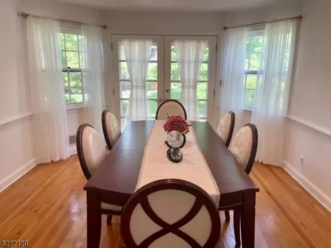 31 Deforest Ave, North Plainfield, NJ 07060 photo 2
