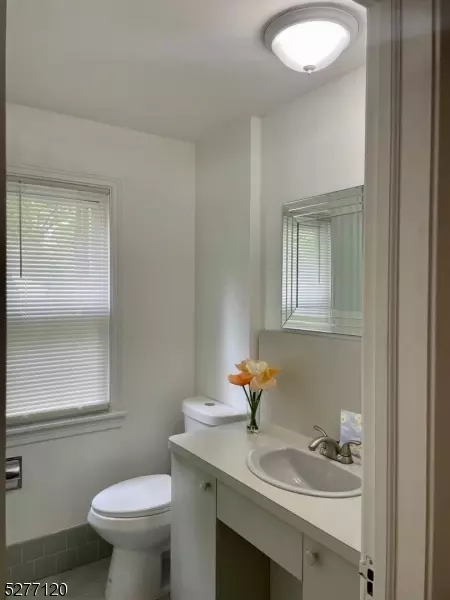 31 Deforest Ave, North Plainfield, NJ 07060 photo 18