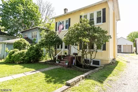 908 Hillside Rd, Phillipsburg, NJ 08865