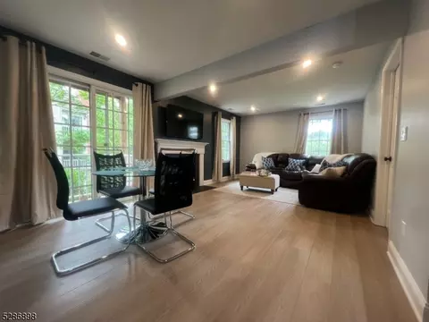 343 Potomac Dr #343, Basking Ridge, NJ 07920