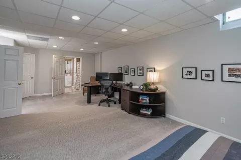 8 Sandpiper Ct, Montgomery, NJ 08558 photo 30