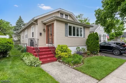 142 Hillcrest Ave, Cranford, NJ 07016
