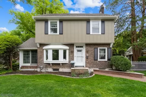 122 Alexander Ave, Nutley, NJ 07110