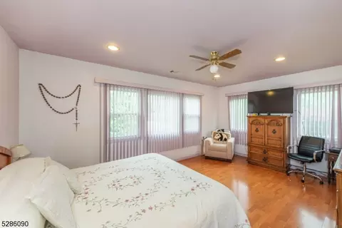 36 Highview Dr, Clifton, NJ 07013 photo 12