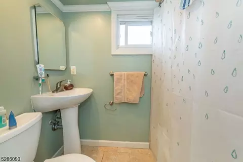 36 Highview Dr, Clifton, NJ 07013 photo 18