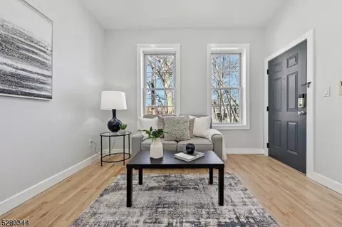 47 Washburn St #101, Jersey City, NJ 07306