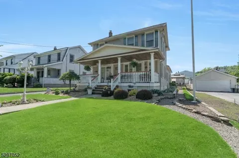 26 3rd Ave, Hawthorne, NJ 07506