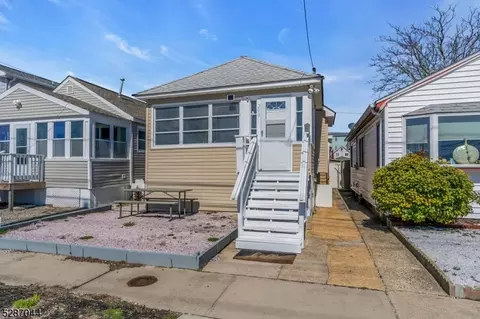 208 Porter Ave, Seaside Heights, NJ 08751