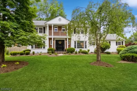 26 Old Glen Rd, Morristown, NJ 07960
