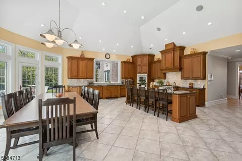 2 Cory Brook Rd, Warren, NJ 07059 photo 18