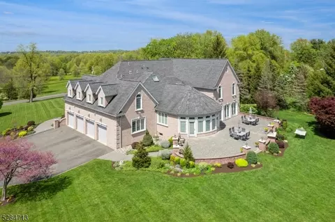 2 Cory Brook Rd, Warren, NJ 07059 photo 3