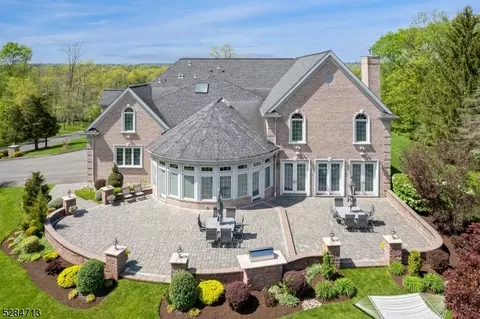 2 Cory Brook Rd, Warren, NJ 07059 photo 4