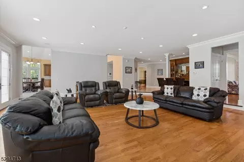 2 Cory Brook Rd, Warren, NJ 07059 photo 16
