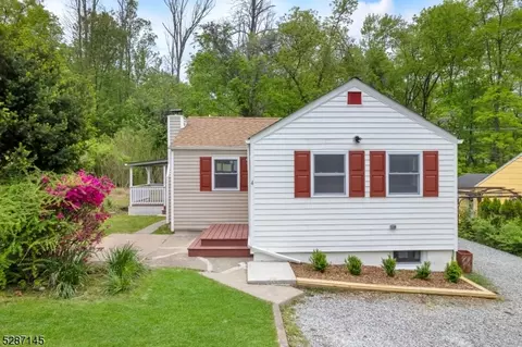 4 Katie Ln, Newton, NJ 07860