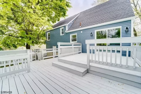 48 W Tryon Ave, Teaneck, NJ 07666