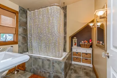 Bath - 426 3rd St, Dunellen, NJ 08812 photo 1 of 2