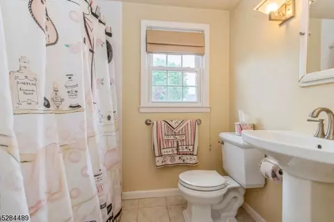 Bath - 426 3rd St, Dunellen, NJ 08812 photo 2 of 2