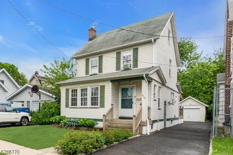 623 Donald Pl, Roselle Park, NJ 07204