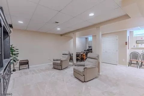 6 Ewing Dr, Flemington, NJ 08822 photo 43