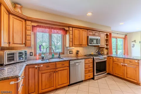 6 Ewing Dr, Flemington, NJ 08822 photo 36