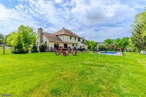 6 Ewing Dr, Flemington, NJ 08822 photo 8