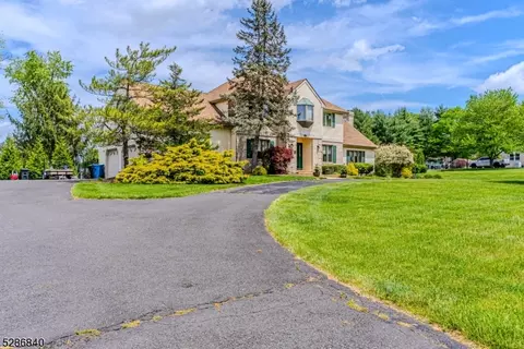 6 Ewing Dr, Flemington, NJ 08822 photo 6