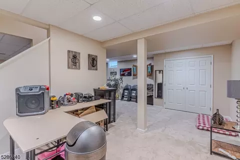 6 Ewing Dr, Flemington, NJ 08822 photo 40