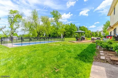 6 Ewing Dr, Flemington, NJ 08822 photo 12