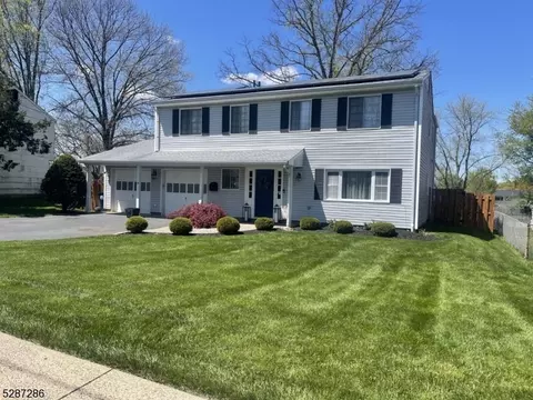 30 King Rd, Franklin Twp, NJ 08873