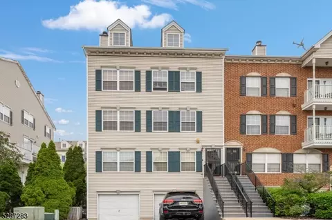 64 Vaughan Dr, Newark, NJ 07103