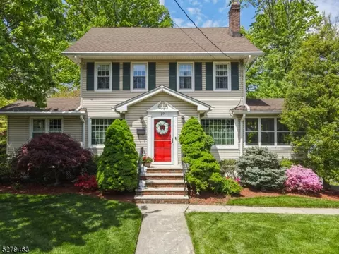 27 Yale St, Maplewood, NJ 07040