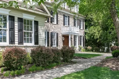 91 Canterbury Way, Bernards, NJ 07920