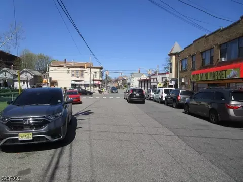 183 Howe Ave, Passaic, NJ 07055 photo 2