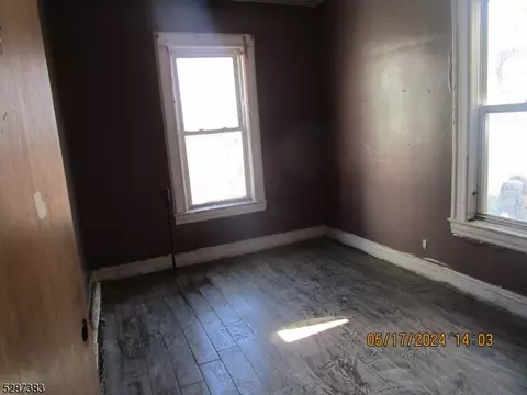 183 Howe Ave, Passaic, NJ 07055 photo 7