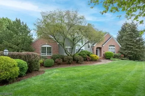 78 Governor Dr, Bernards, NJ 07920