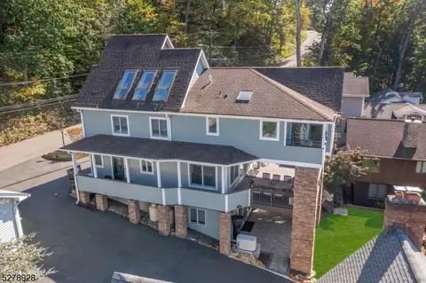 73 Castle Rock Rd, Jefferson, NJ 07849