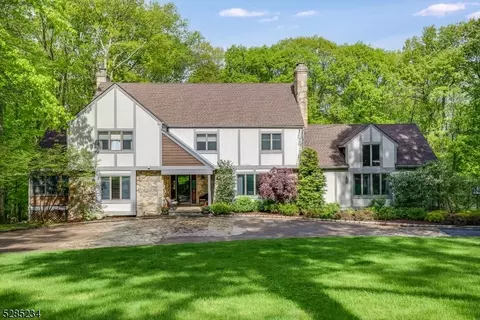 12 Calais Rd, Mendham Twp, NJ 07945